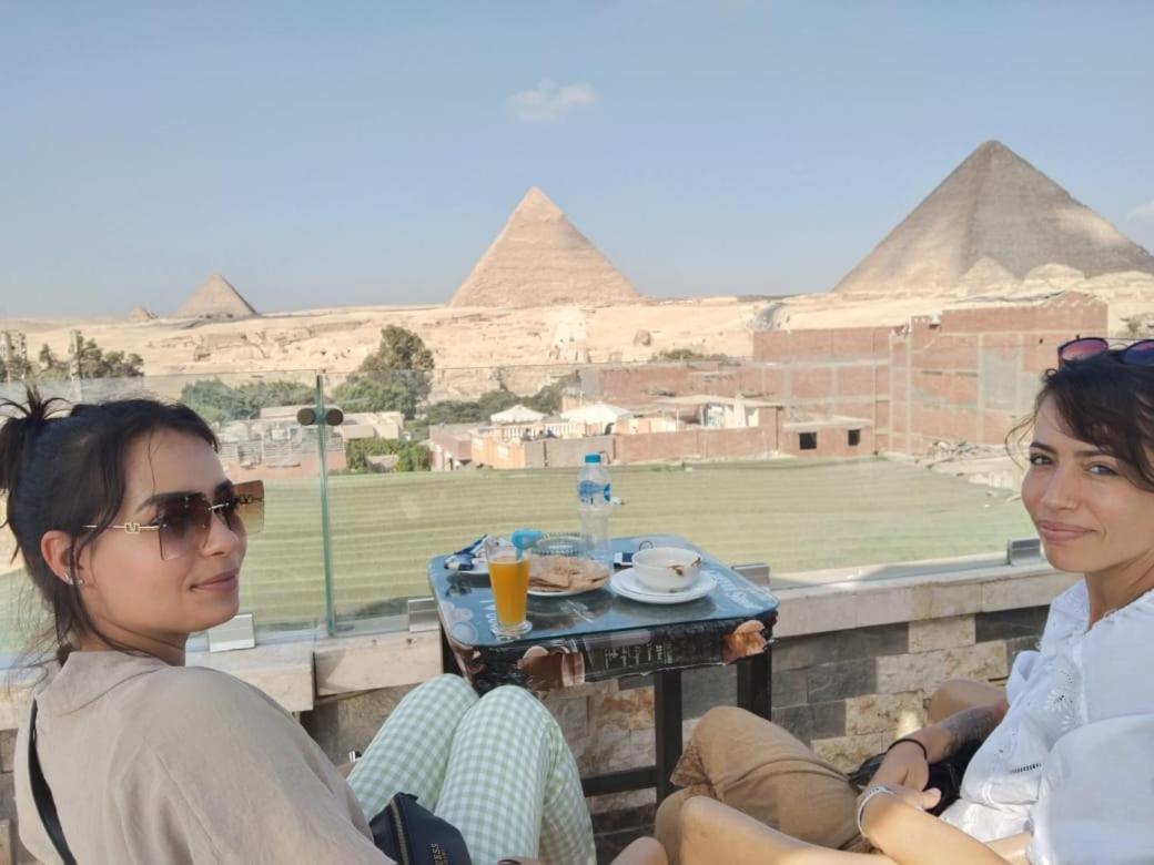 Pyramids Magic View Inn Il Il Cairo Esterno foto